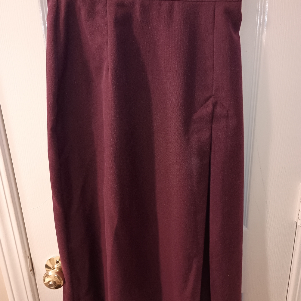 Vintage Alicia Burgundy Midi Skirt | Classic A-Line Pleated High Waist